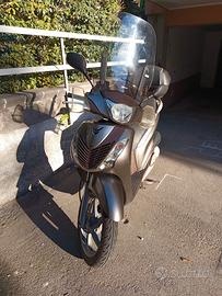 Honda SH 150 First Class (2011) pronto all'uso