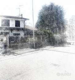 Villa a Casaletto Lodigiano (LO)