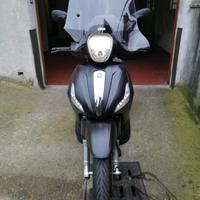 Beverly 300 cc