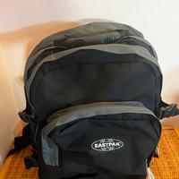 Zaino Eastpak nero, 3 tasche