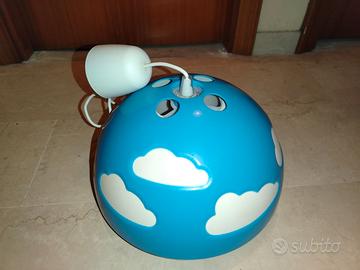 Lampadario azzurro cameretta