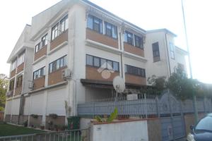 3 LOCALI A COMACCHIO