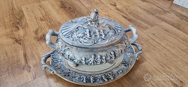 zuppiera capodimonte 