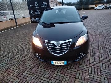 Lancia Ypsilon 1.3 DIESEL MULTIJET 95 CV PLATINUM