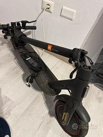 Monopattino elettrico pro2