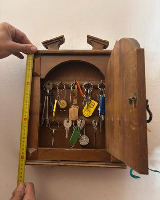 cassetta portachiavi in legno