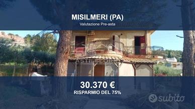 Immobile in asta di 266 m² con più di 5 locali a M