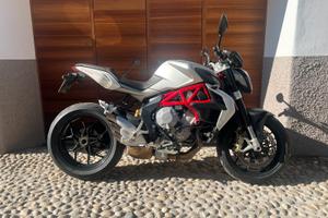 Mv Agusta Brutale 800