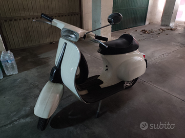 Vespa 50 Special