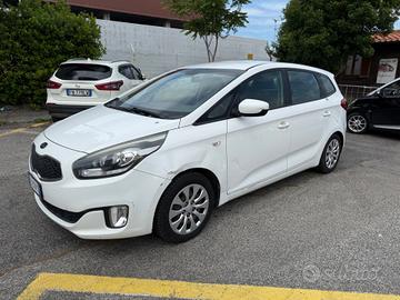 Kia Carens 1.6 GDI Class GPL