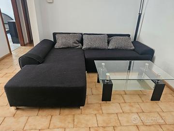 Divano ad angolo che si trasforma in letto 