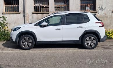Peugeot 2008 1.2 PureTech 82cv Active - 09/2016