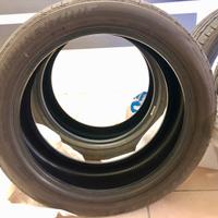 Gomme 235 45 R19