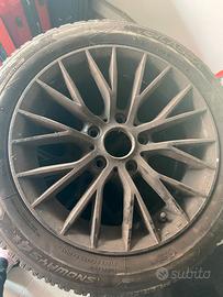 Pneumatici invernali serie 1 con cerchi