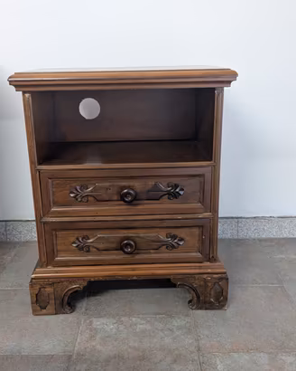 mobiletto in legno