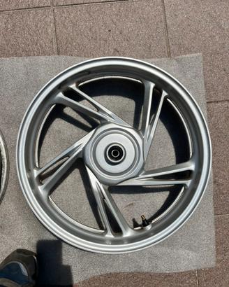 Cerchione posteriore honda sh