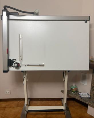 Tecnigrafo professionale