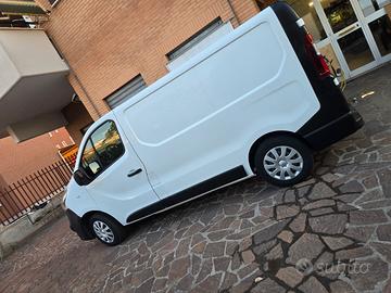 opel vivaro 1.6 diesel euro 5B