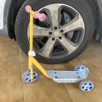 Monopattino "Mondo" con 3 ruote