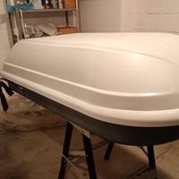 Porta oggetti per auto.