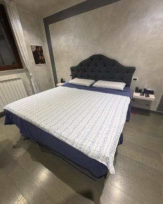 Letto matrimoniale contenitore con testiera
