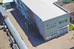 Capannone con uffici - 500 mq - zona industriale
