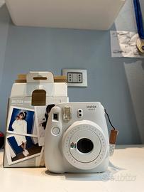 Macchinetta fotografica instax mini 9