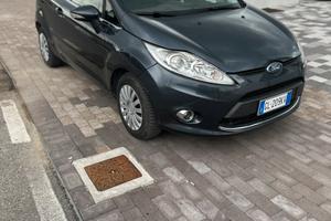 Ford fiesta titanium2009