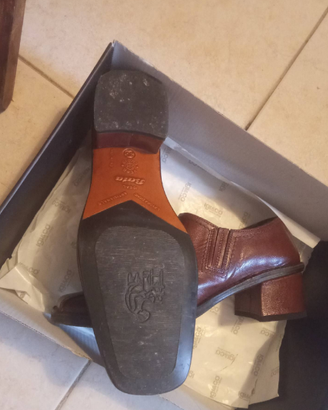 scarpe BATA   tronchetti donna   numero 36
