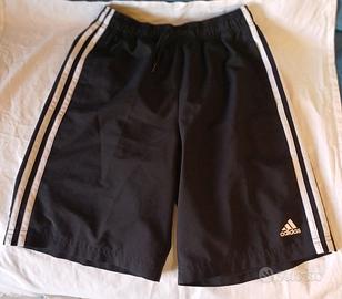 Pantaloni corti Adidas originali, 13-14A, 