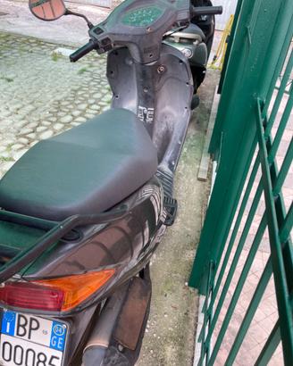 Honda lead 100