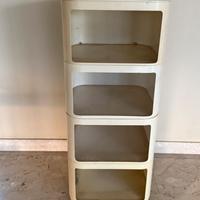 Mobile kartell con ruote. 4 ripiano. Stupendo