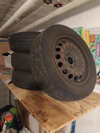 4 Cerchi in ferro R14 per Fiat Punto