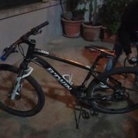 bicicletta b-twin rockrider 520