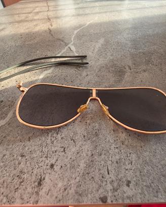 Gucci occhiali da sole da riparare 