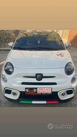 Fiat 500 ABARTH🚗