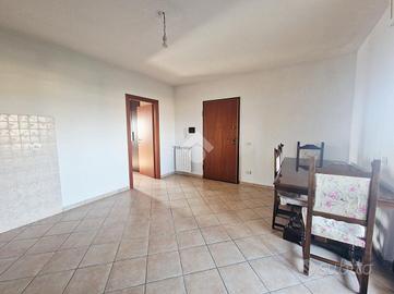 2 LOCALI A FIANO ROMANO