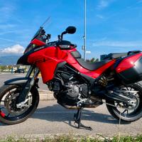 Ducati Multristrada V2S T (travel)