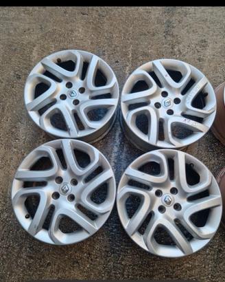 4 gomme e cerchi 17 Renault Captur 