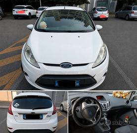 Ford Fiesta Titanium - 1.4 Diesel 3 porte