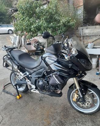 Triumph tiger 1050