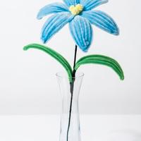 Fiori in ciniglia fatti a mano