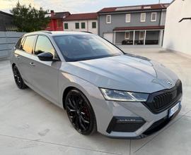 Skoda Octavia 2.0 TDI EVO SCR 200 CV DSG 4x4 Wagon