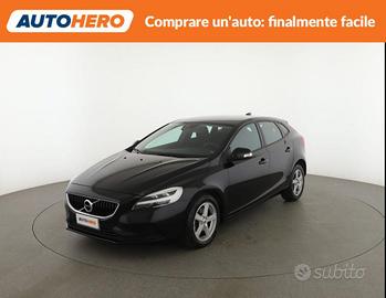 VOLVO V40 HA67065