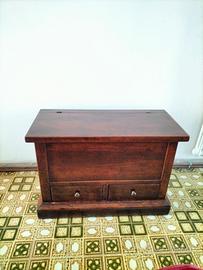 Mobiletto legno massello scuro con cassetti e vano