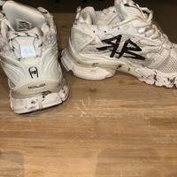Balenciaga runner