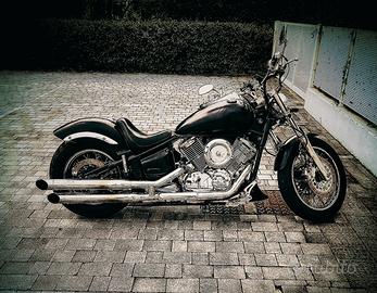 YAMAHA XVS 1100 Drag Star - Nero-