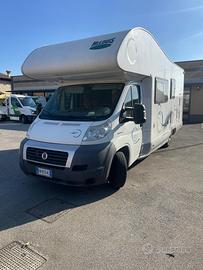 Camper Mansardato con box