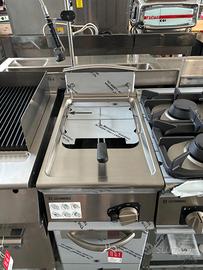 FRIGGITRICE GAS 17LT CON SCAMBIATORI IN VASCA FREE