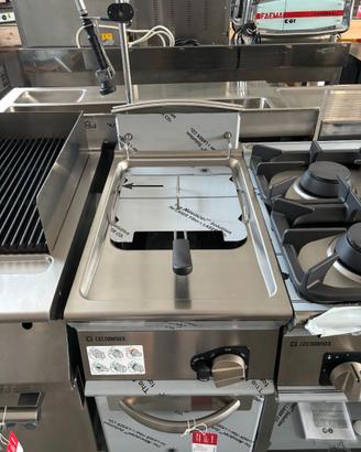FRIGGITRICE GAS 17LT CON SCAMBIATORI IN VASCA FREE